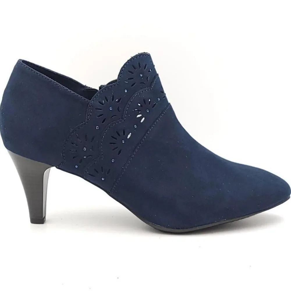KAREN SCOTT FLORAL DESIGN CUT OUT EMBELLISHMENT ANKLE BOOTIE